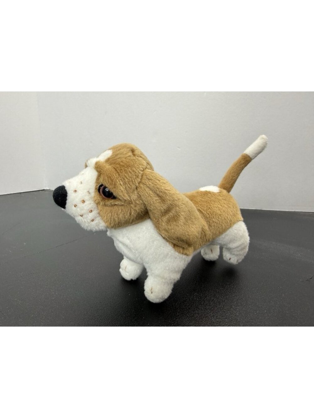 American Girl Doll Basset Hound Plush Kit’s Pet Dog Grace 2014 Stuffed Animal